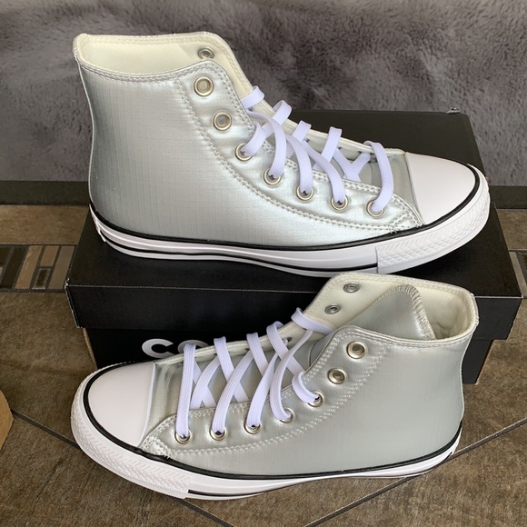 CONVERSE CTAS HI SILVER/WHITE/BLACK WMNS - Picture 5 of 16